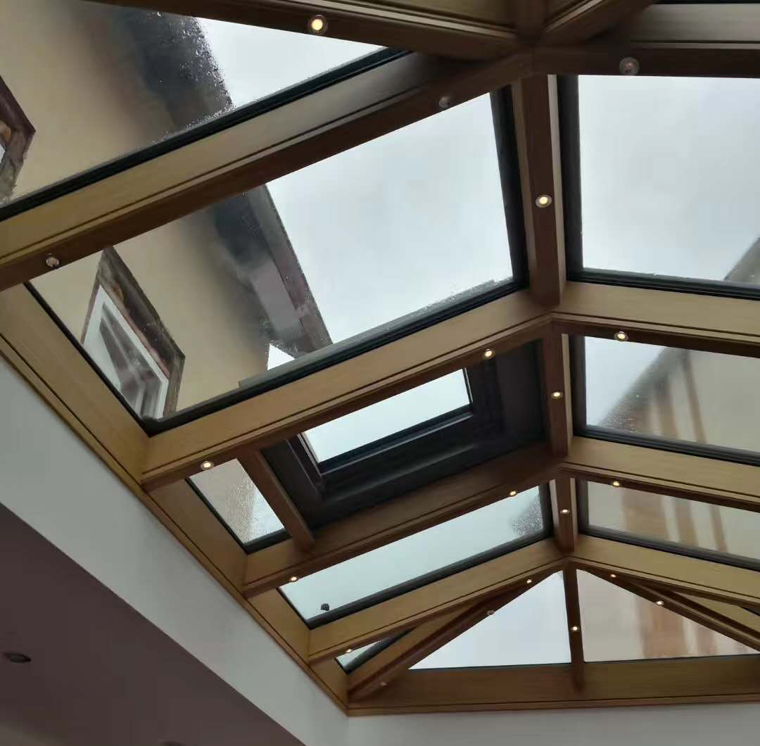 節(jié)能鋁包木陽光房