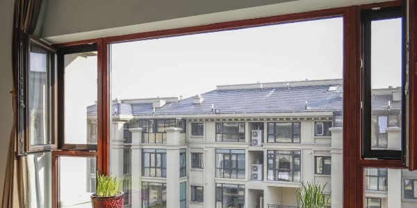 放心的鋁包木門窗價格還是要選正規廠家